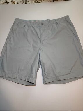 Columbia Performance Fishing Gear Men's Light Gray Flat-Front Shorts